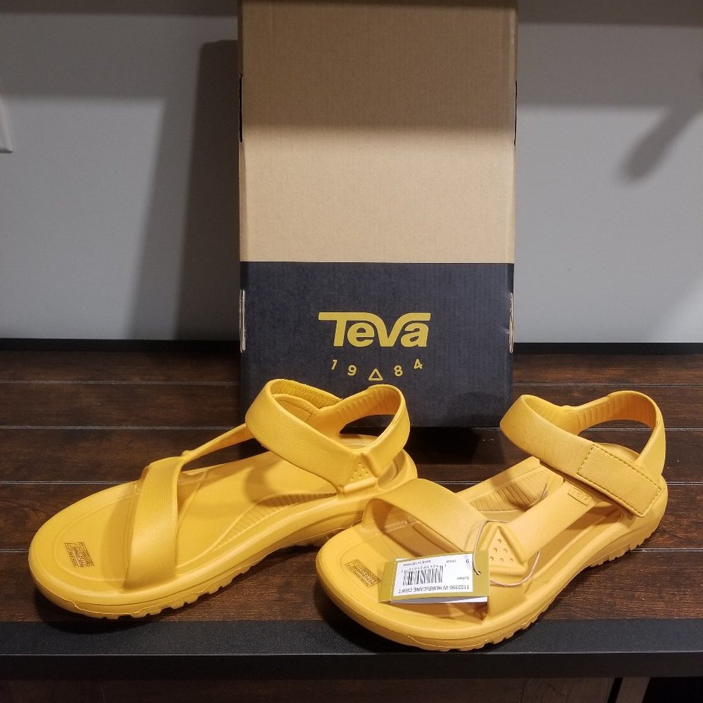 Teva Women's Hurricane Drift Sandals, Sunflower - Size 9